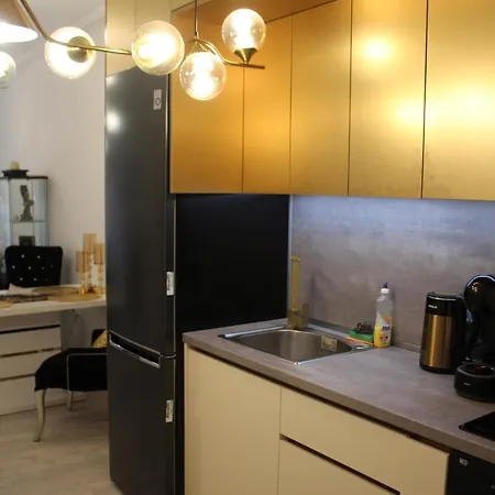 Gold Infinity Apartman *