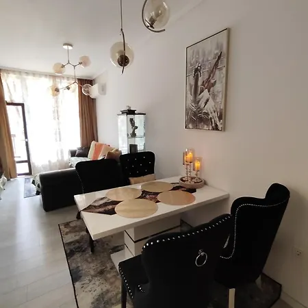 Gold Infinity 아파트